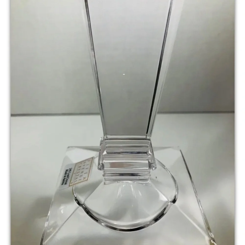 Fifth Avenue Crystal Ltd, 5 1/2 Pillar Candle stick Holder Pair